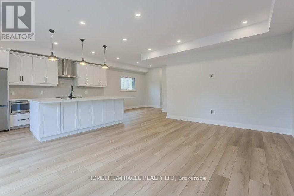 Upper - 160 Weber Street W Property Photo 9