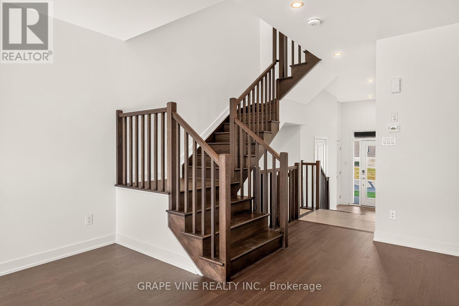 76 San Felice Circle Property Photo 18