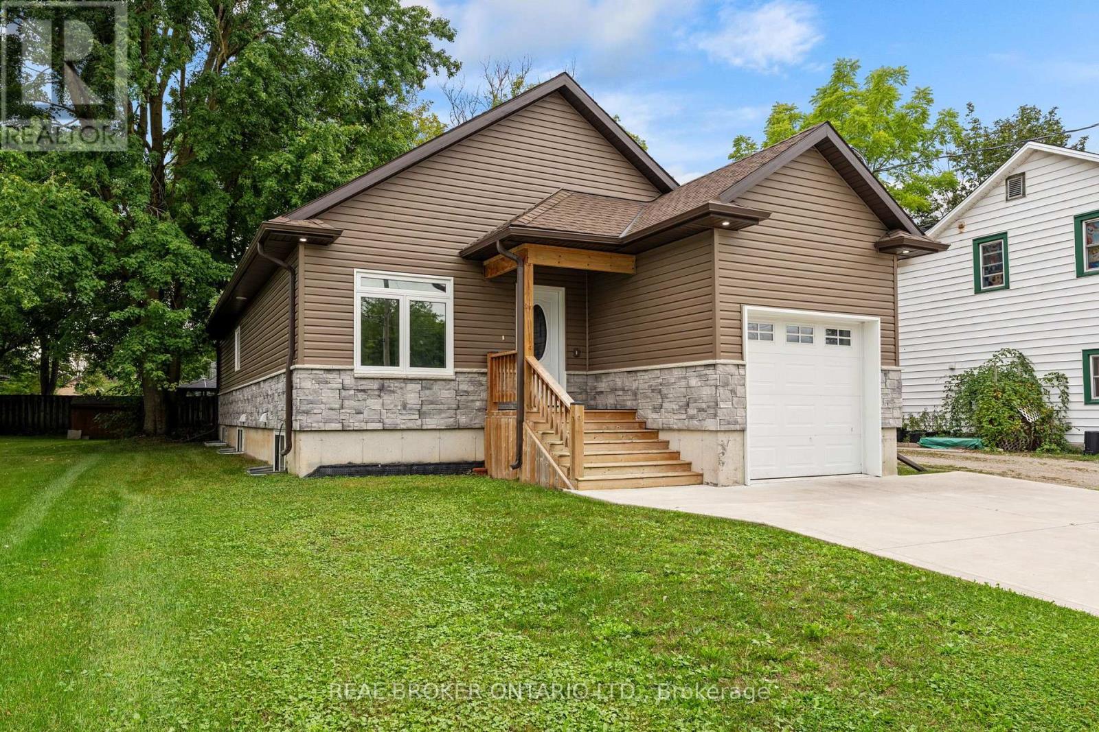 52 Queen Street Property Photo 1