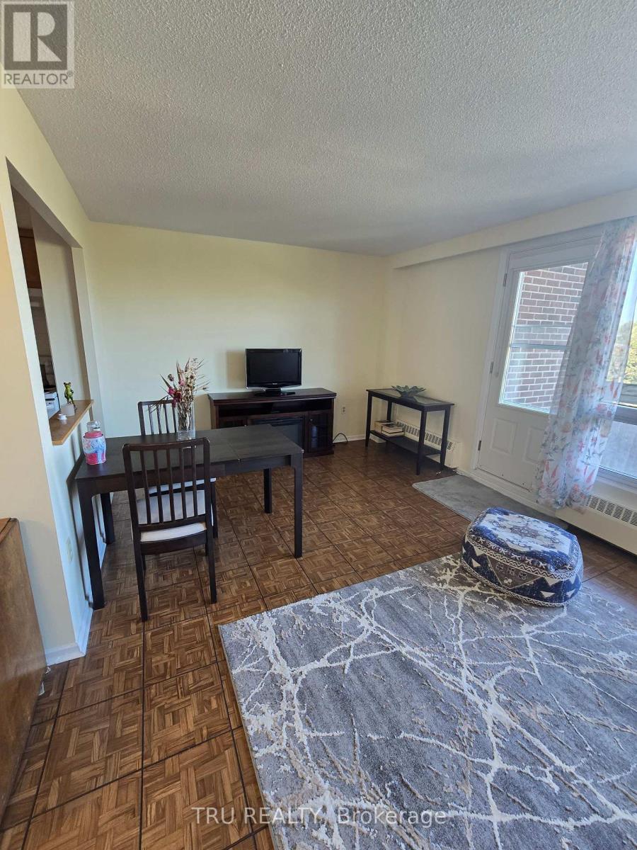 507 - 915 Elmsmere Road Property Photo 20
