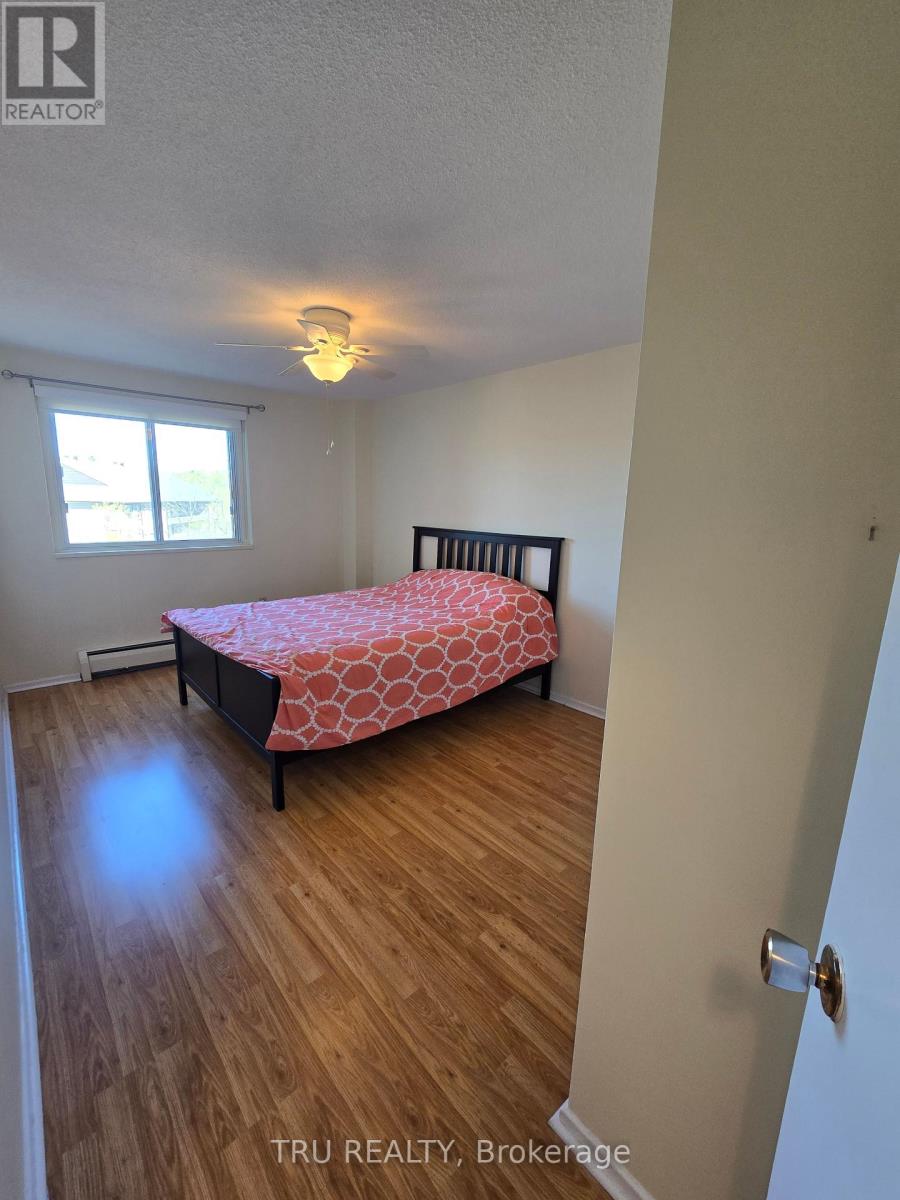 507 - 915 Elmsmere Road Property Photo 28