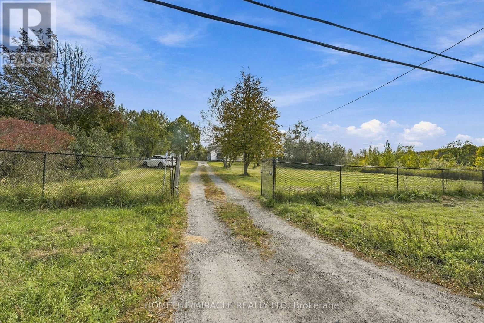 2019 Hamilton Road Property Photo 1
