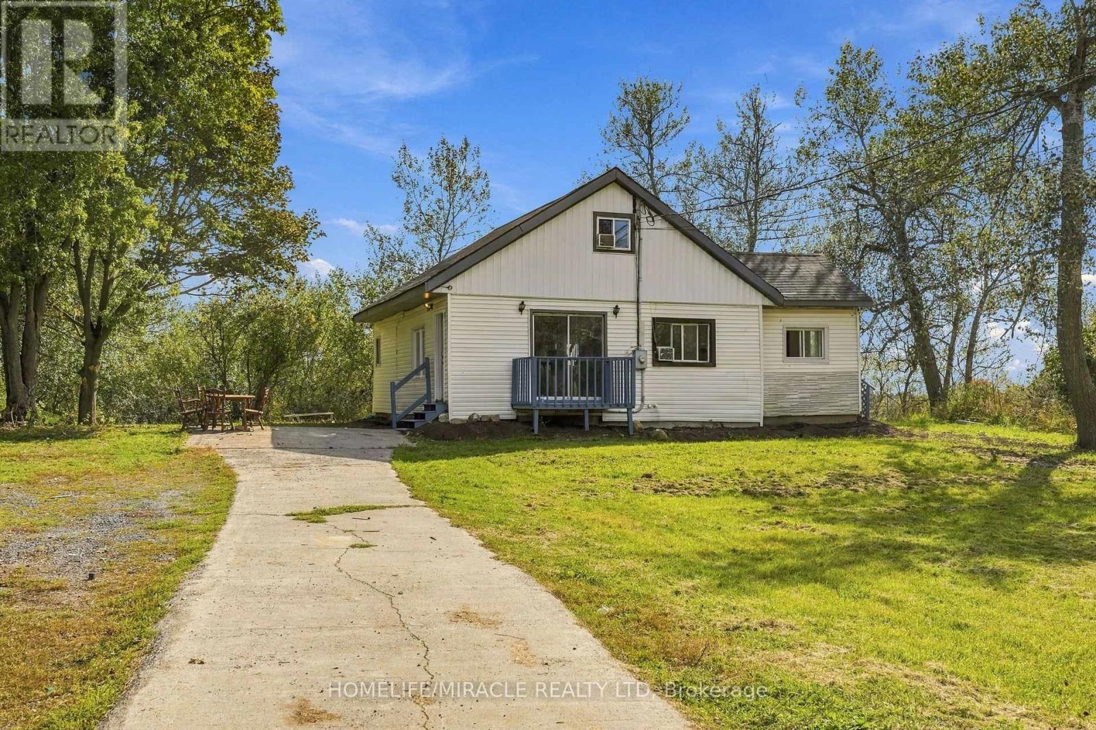 2019 Hamilton Road Property Photo 5