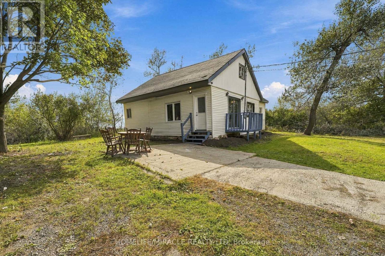 2019 Hamilton Road Property Photo 6