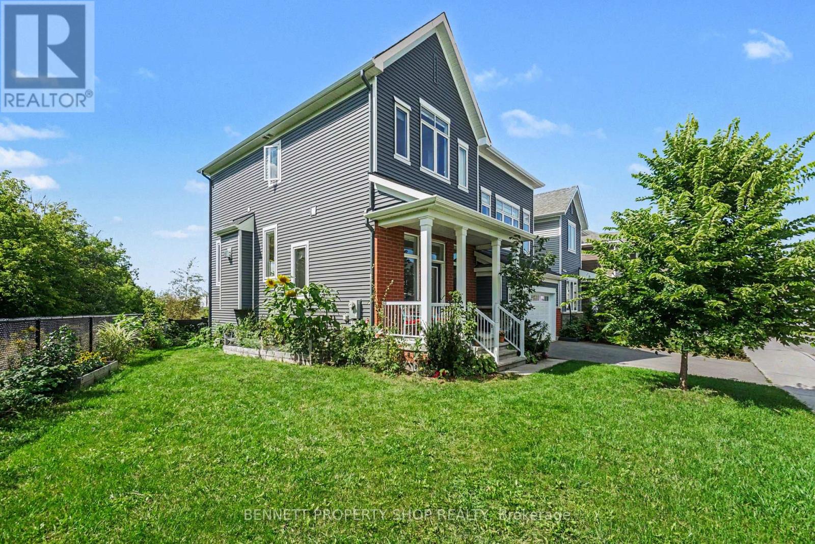 153 Point Prim Crescent Property Photo 3