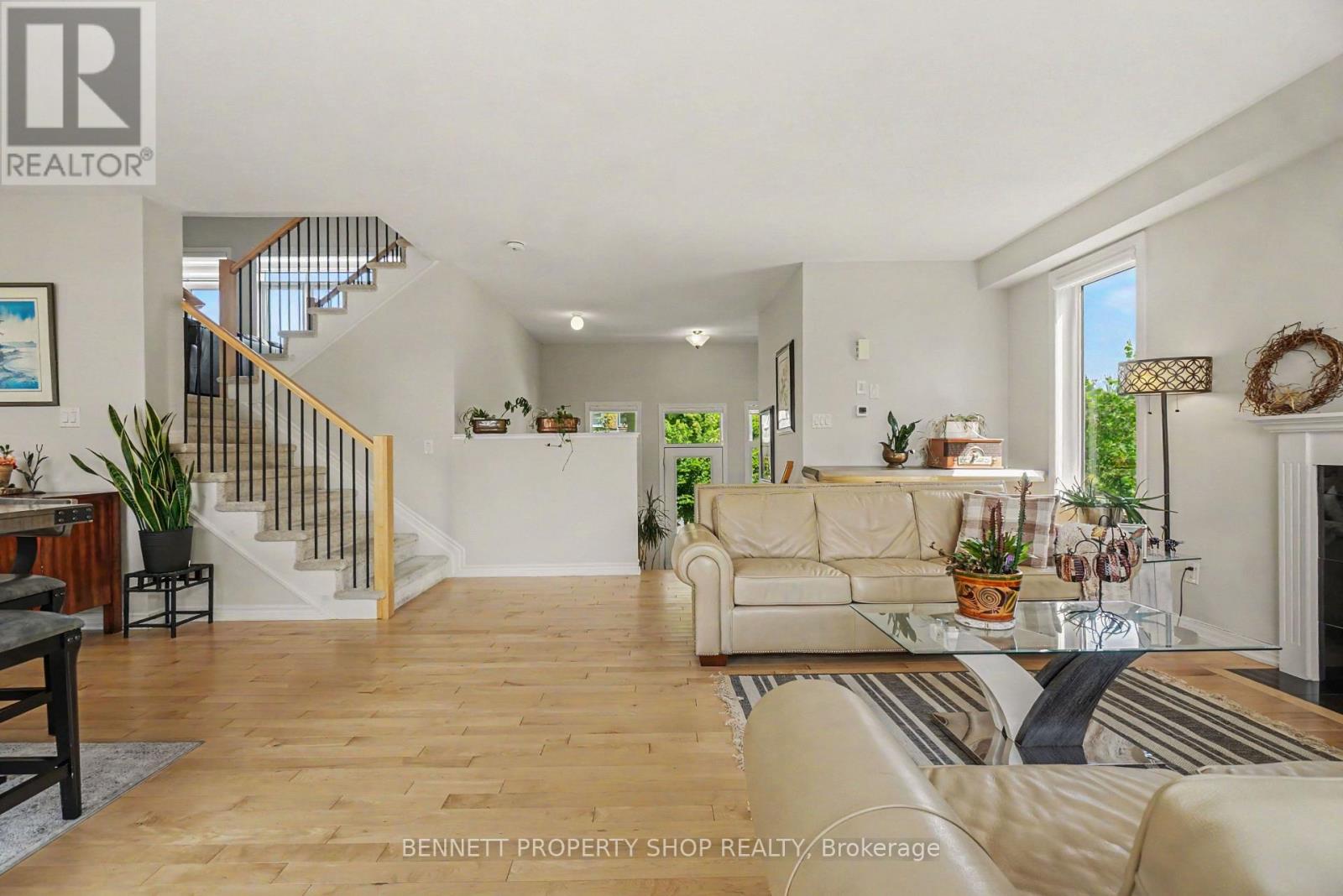153 Point Prim Crescent Property Photo 14