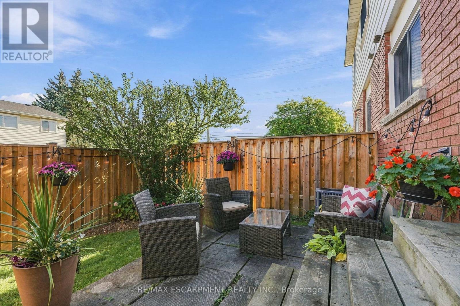 53 Bryna Avenue S Property Photo 35