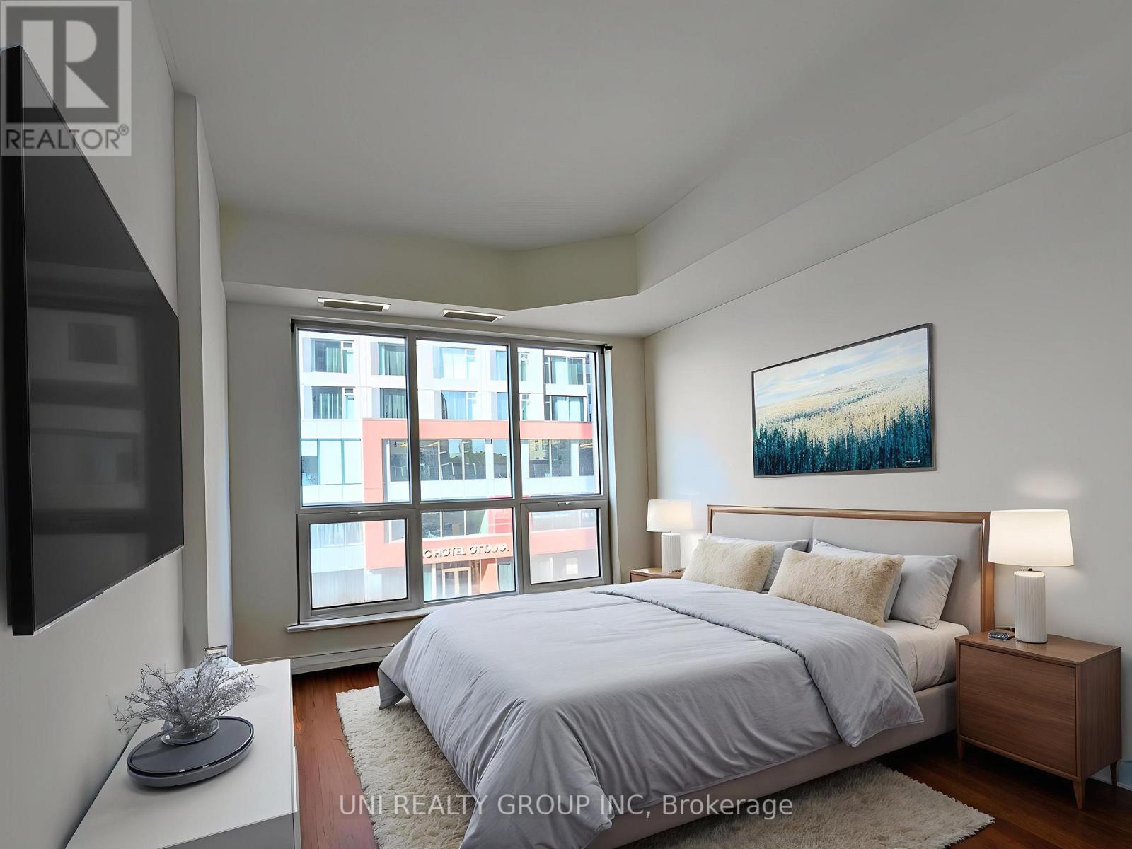 302 - 200 Rideau Street Property Photo 19