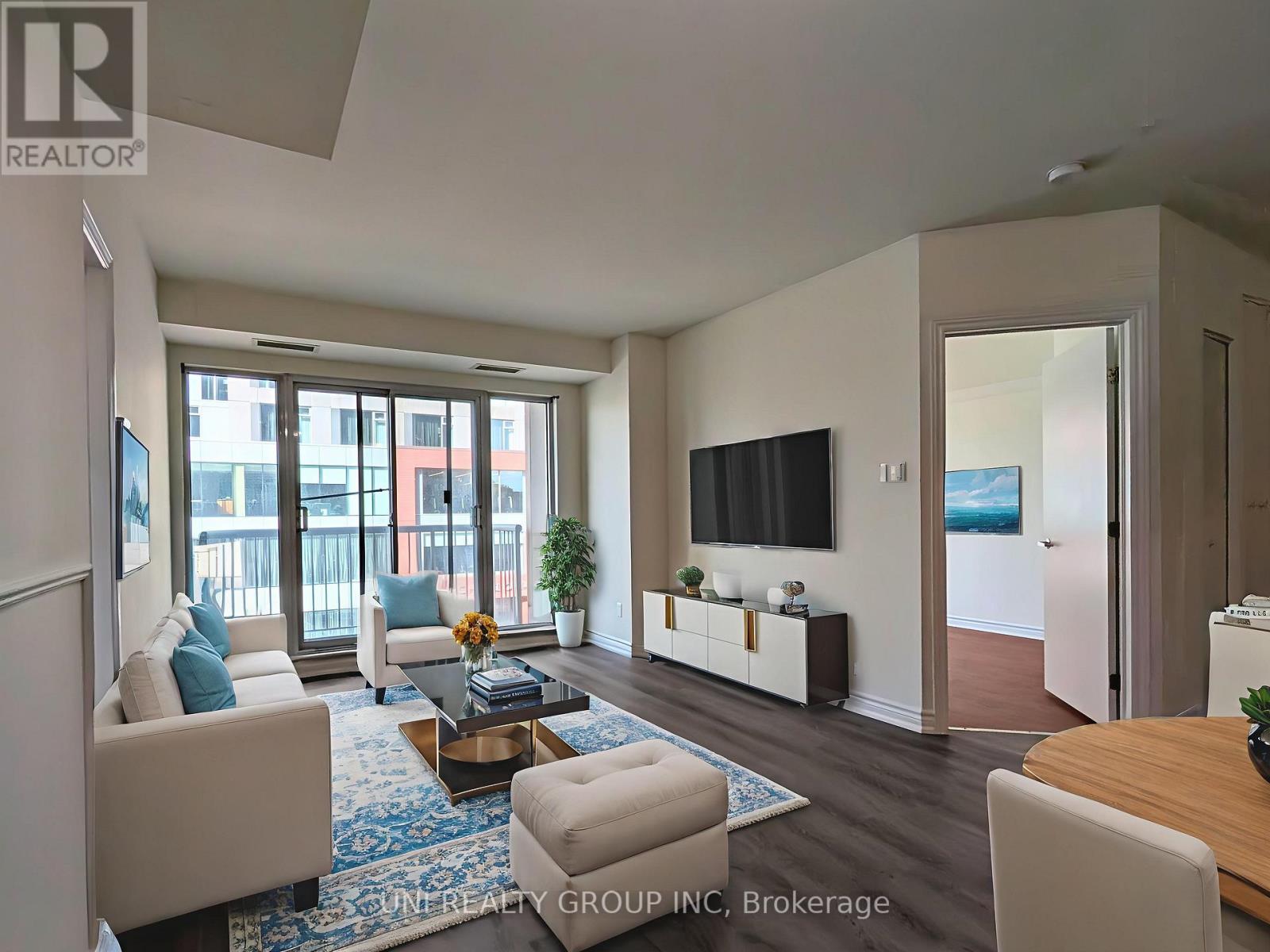 302 - 200 Rideau Street Property Photo 23
