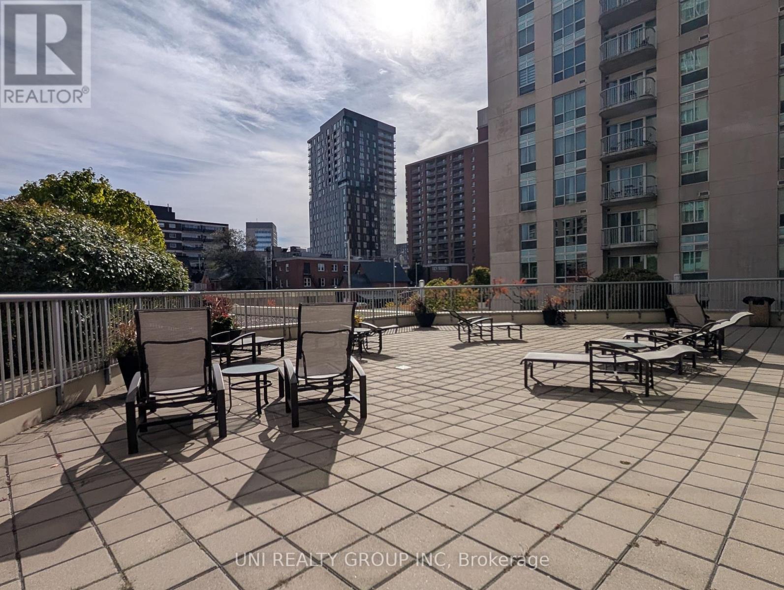 302 - 200 Rideau Street Property Photo 37