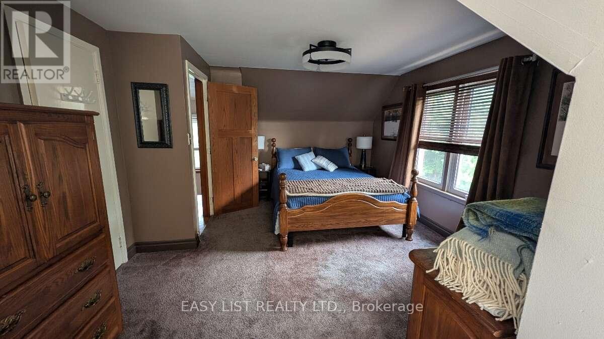 271 Joseph Street Property Photo 9