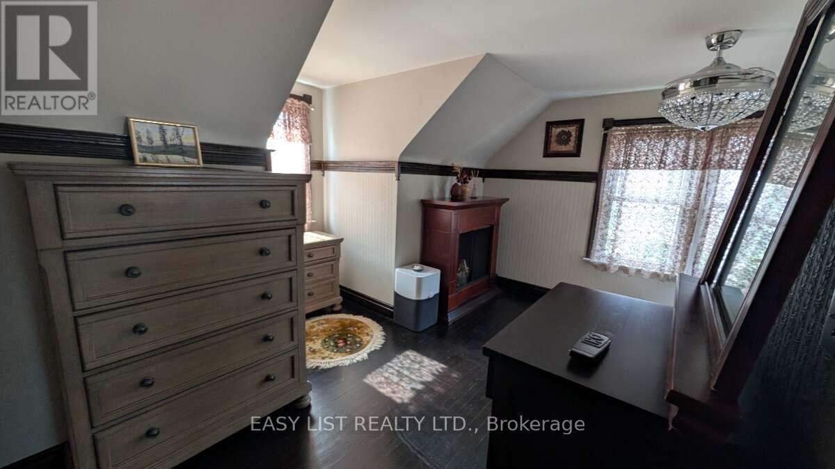 271 Joseph Street Property Photo 13