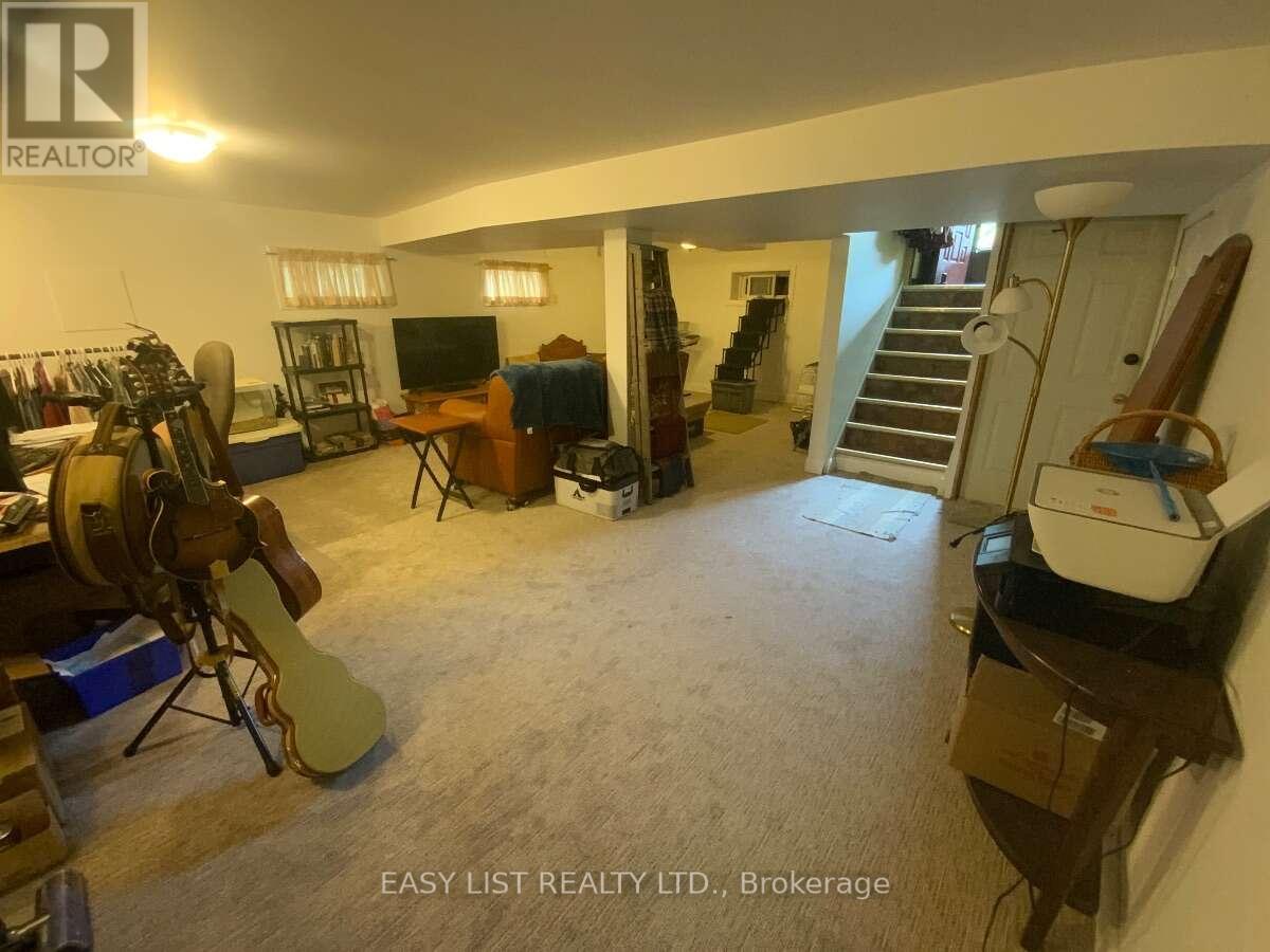 271 Joseph Street Property Photo 14