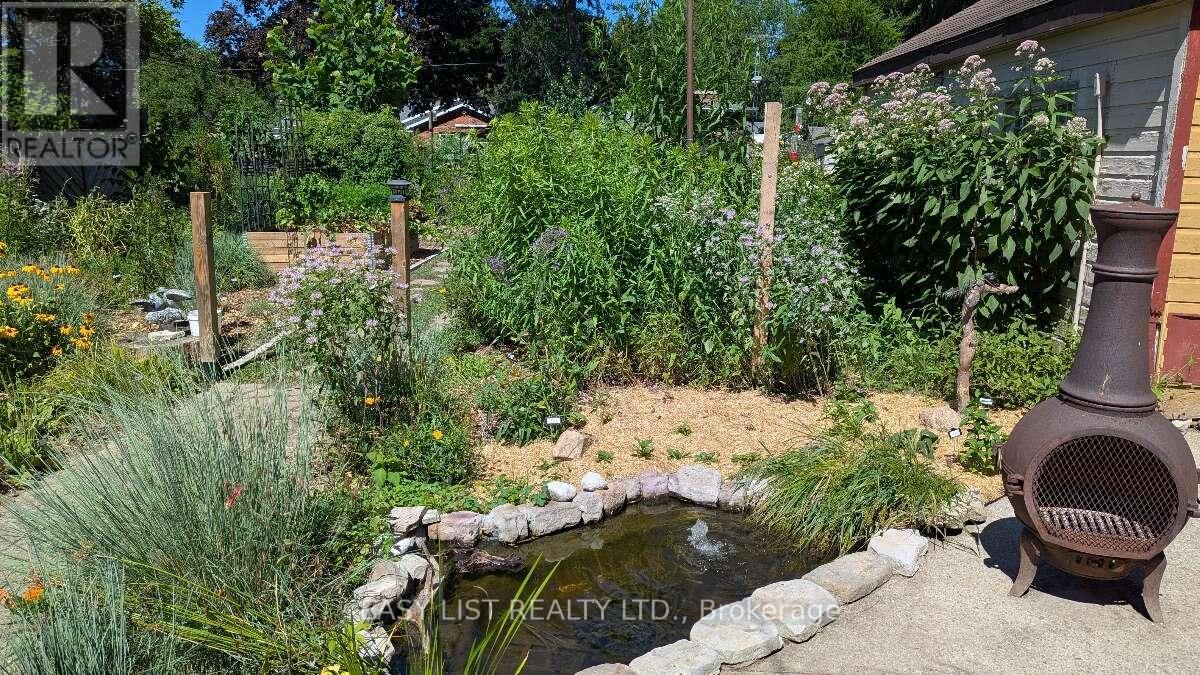 271 Joseph Street Property Photo 18