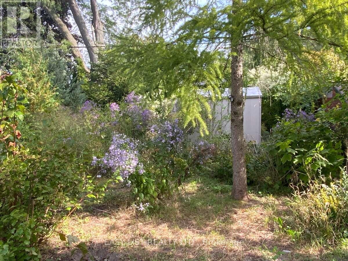 271 Joseph Street Property Photo 22