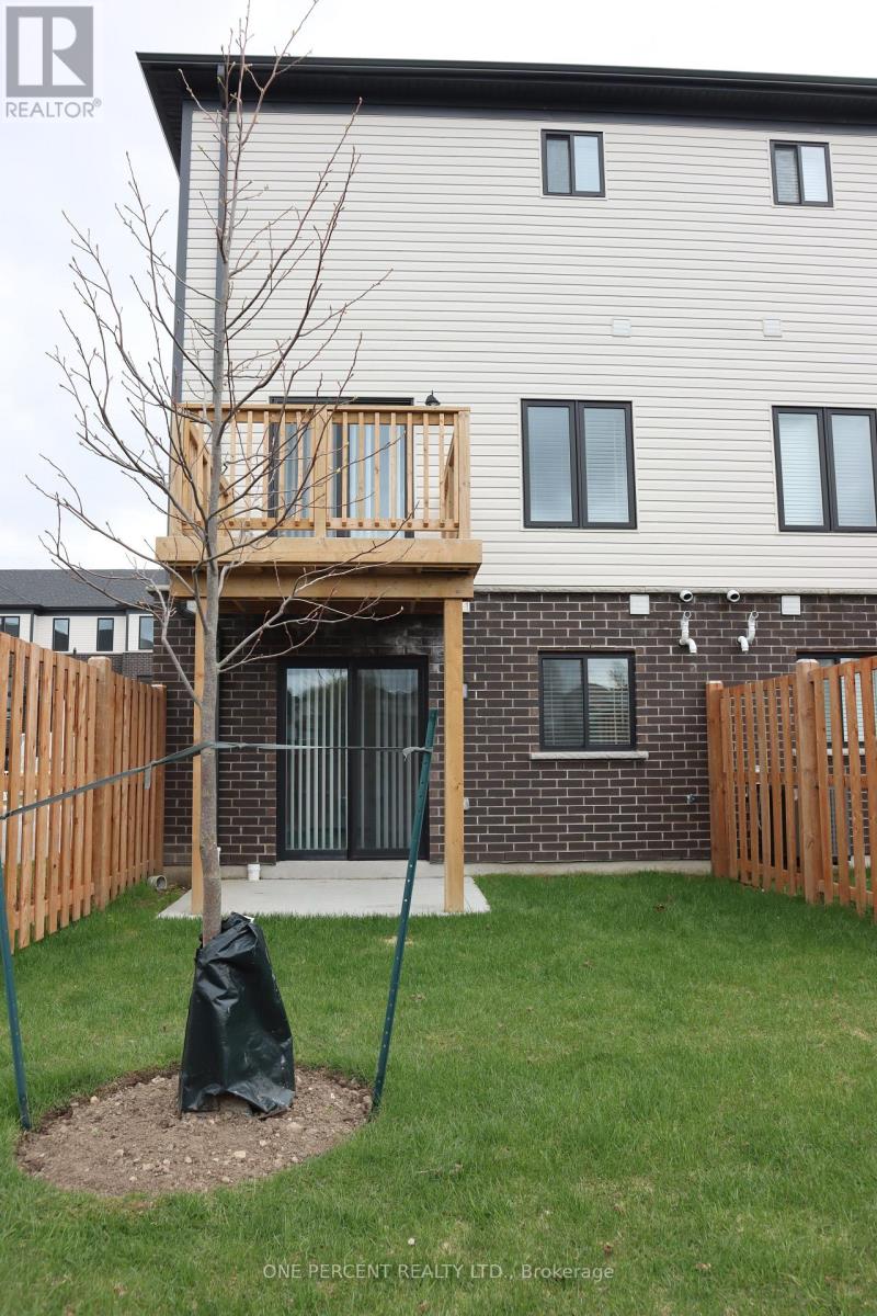 15 Sora Lane Property Photo 2