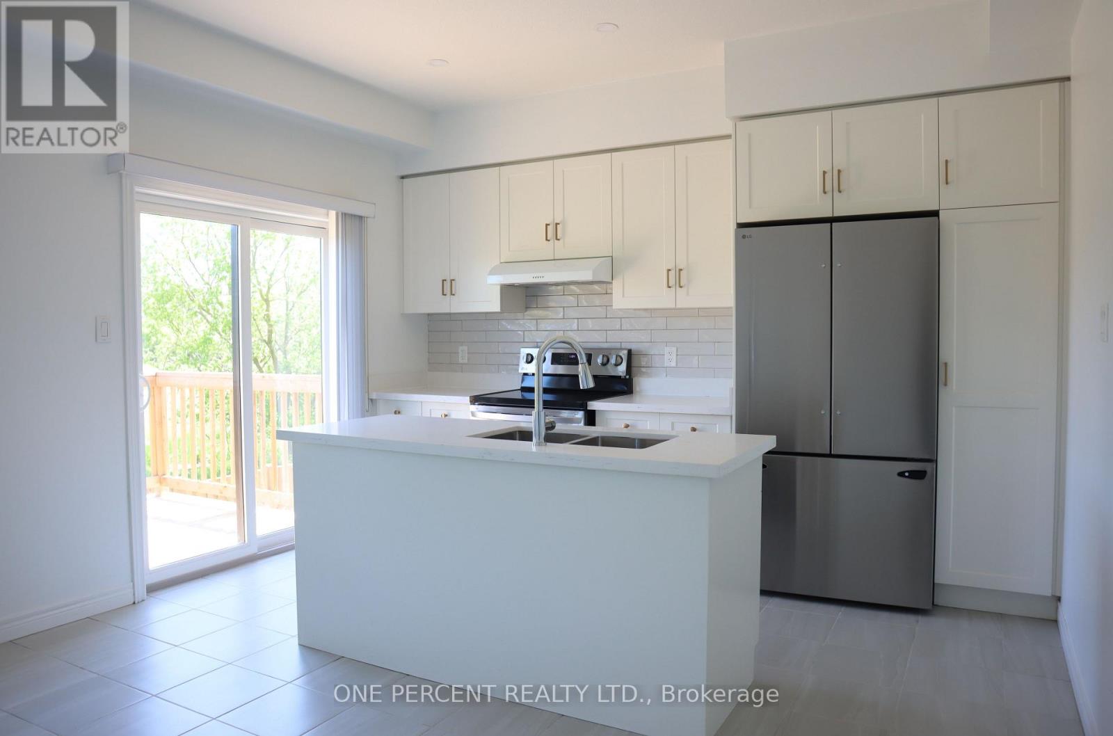 15 Sora Lane Property Photo 4