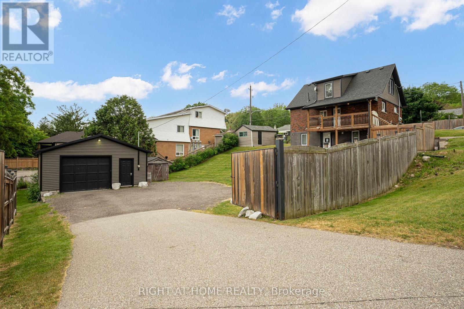 38 Washington Street Property Photo 4