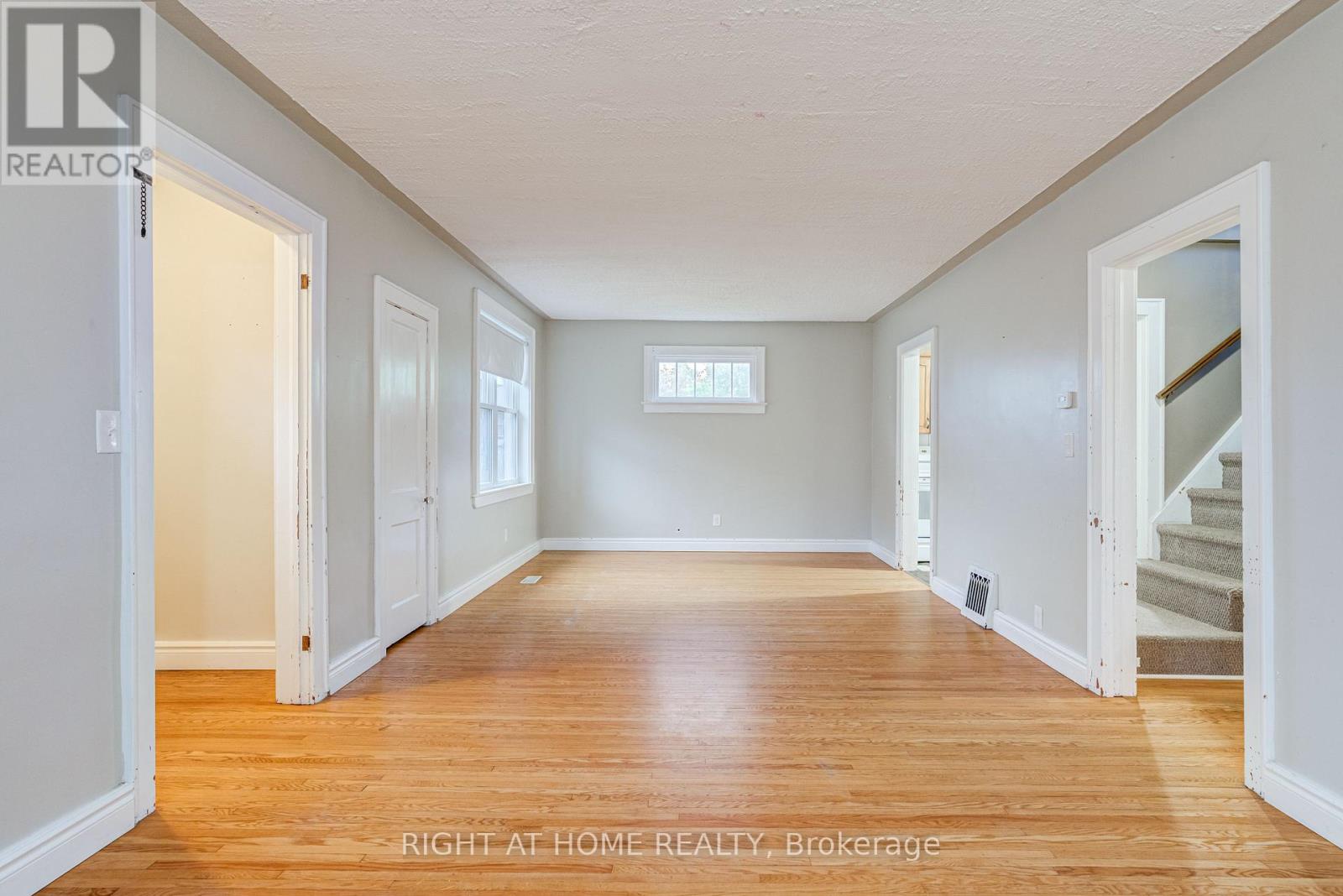 38 Washington Street Property Photo 10