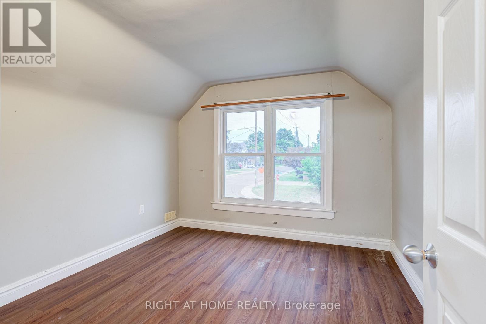 38 Washington Street Property Photo 18