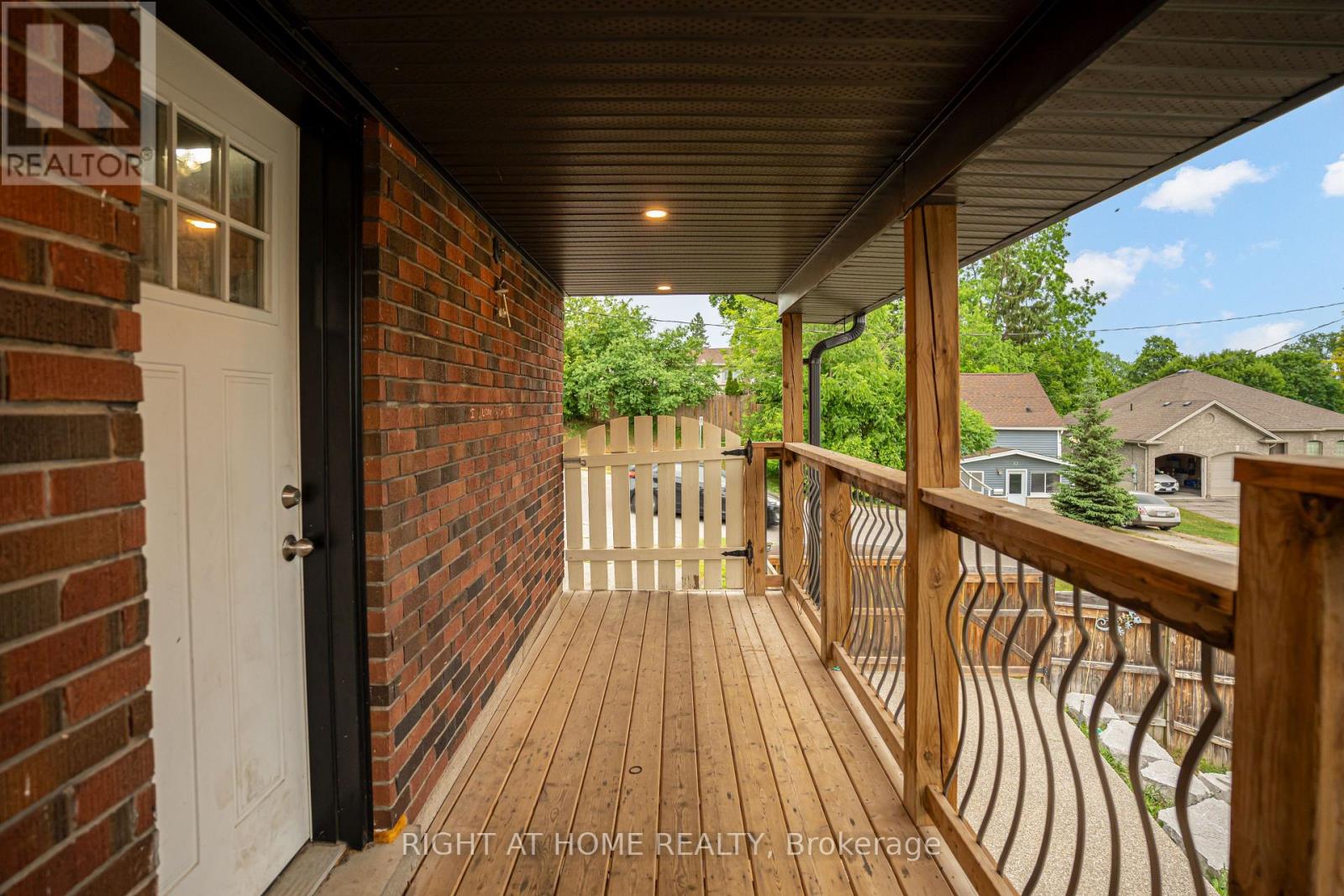 38 Washington Street Property Photo 22