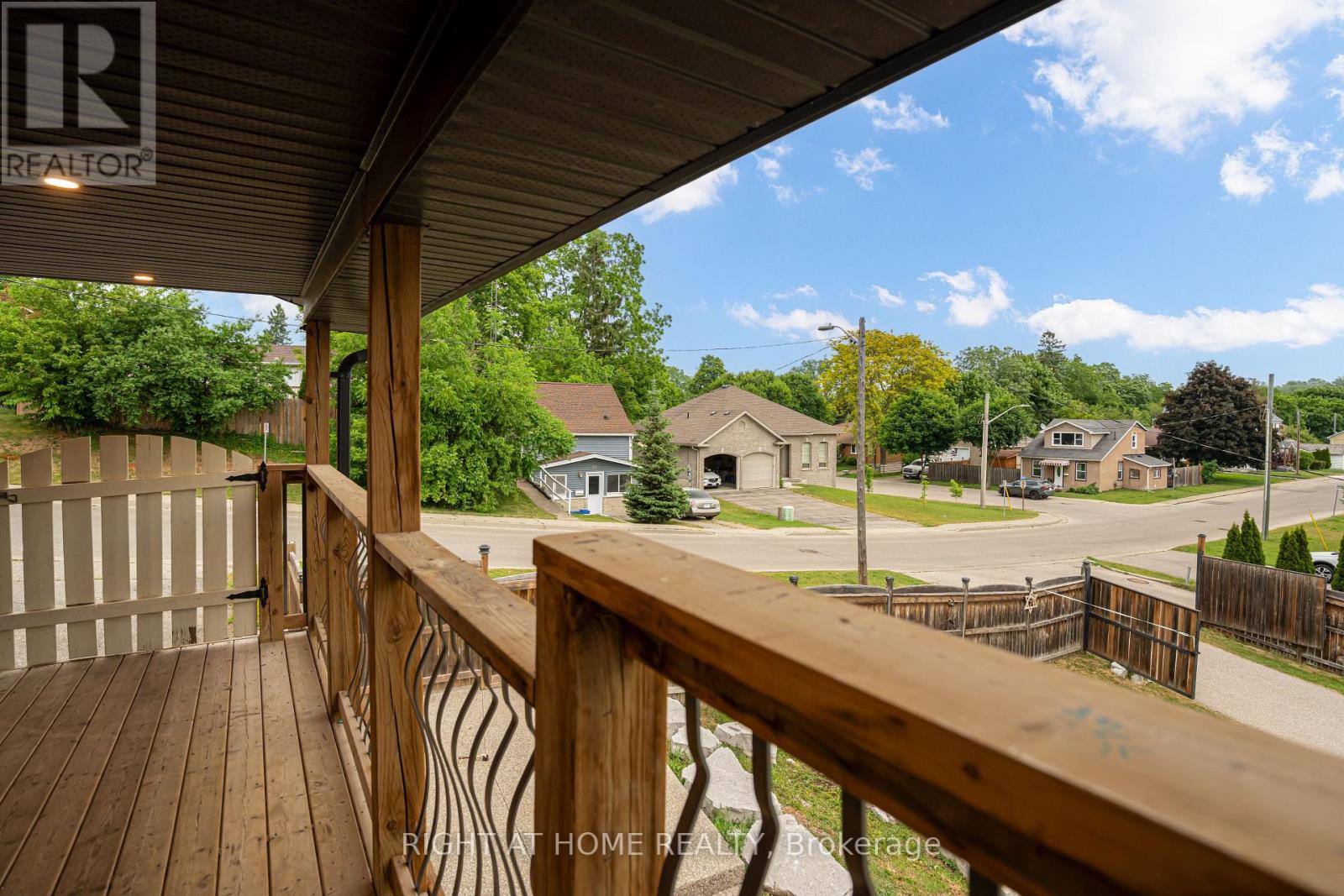 38 Washington Street Property Photo 23