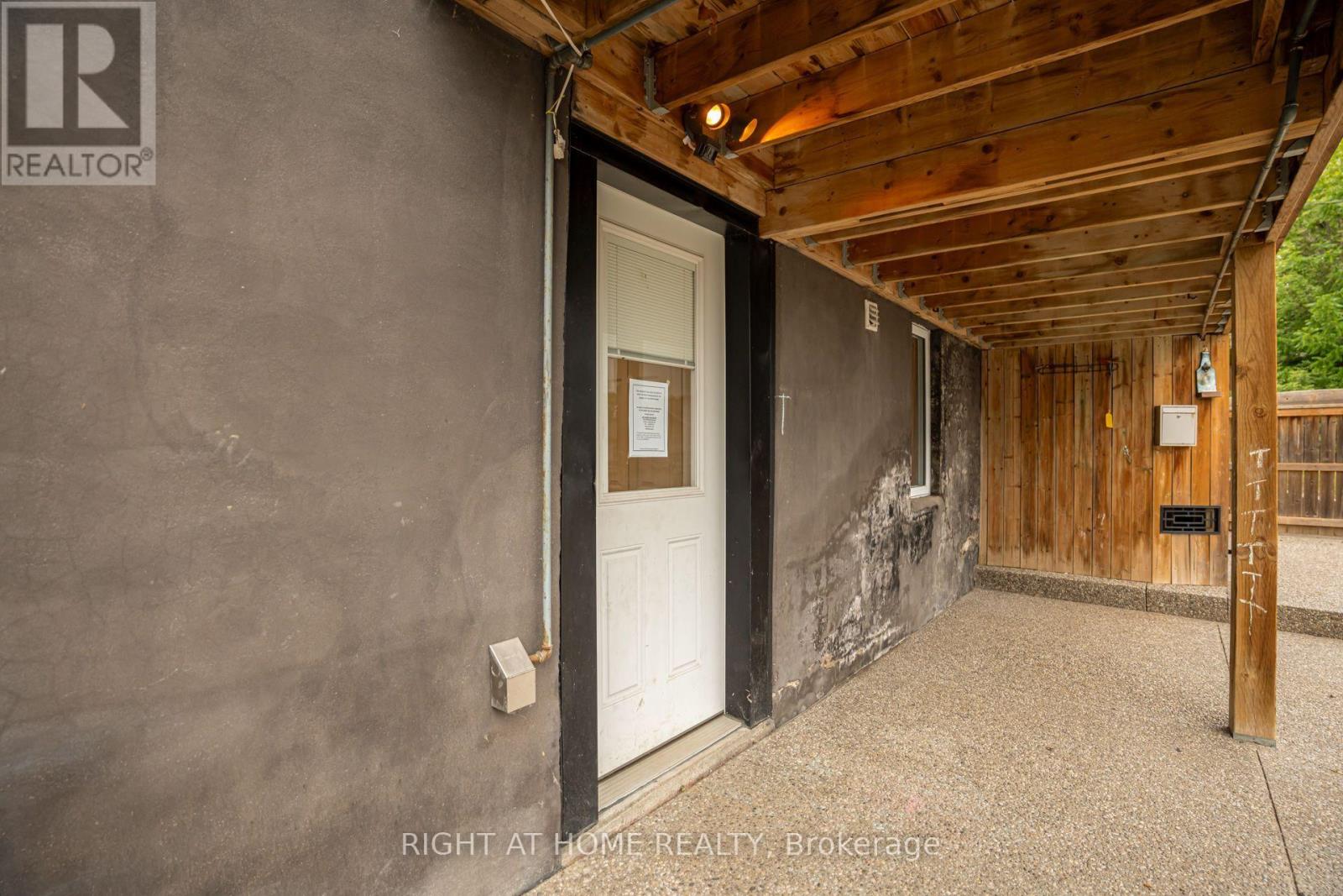 38 Washington Street Property Photo 24