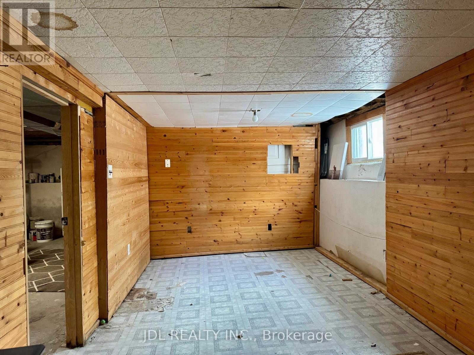 6269 Ash Street Property Photo 17