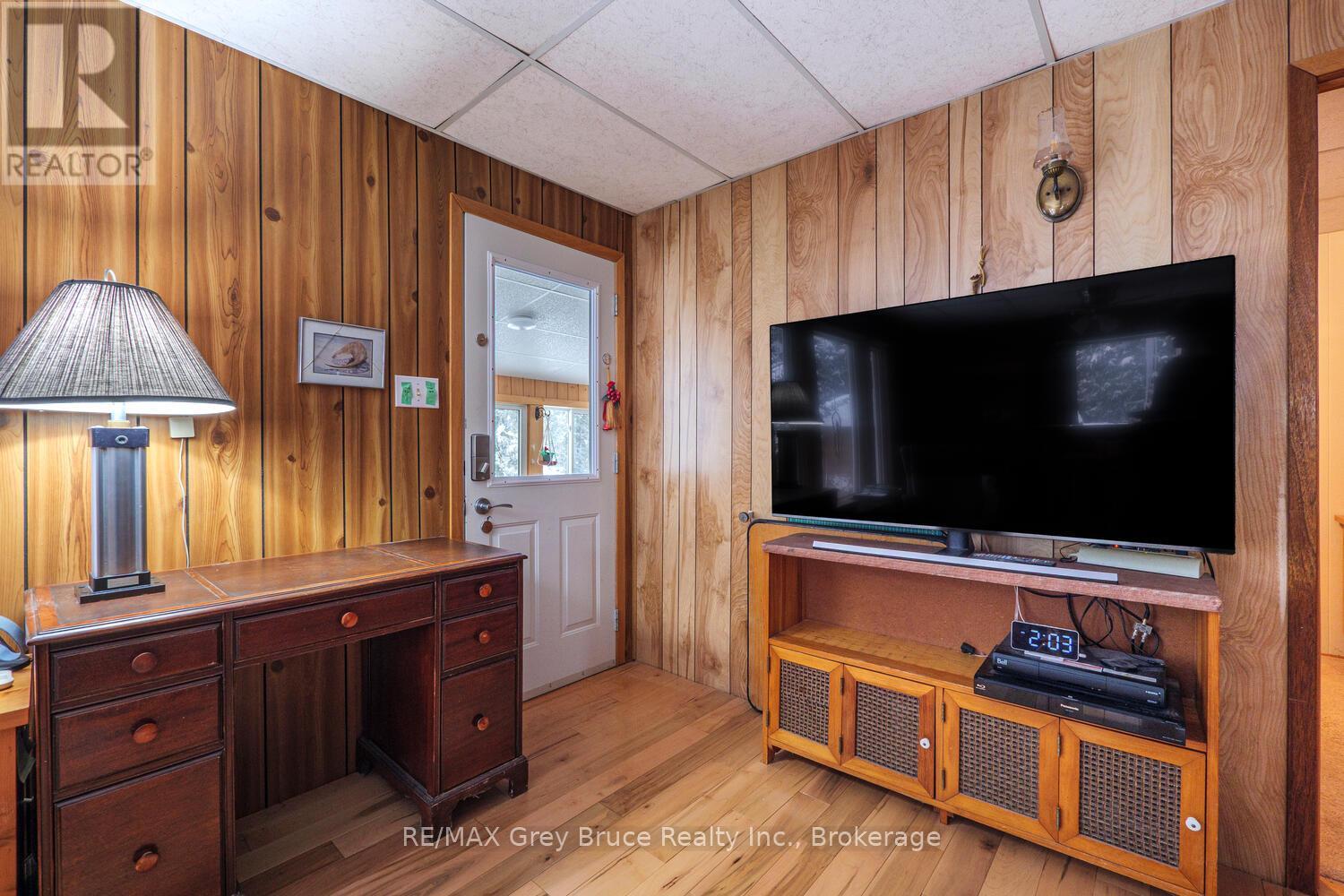 496 Berford Lake Road Property Photo 6