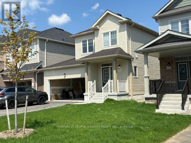 419 Black Cherry Crescent Property Photo 2