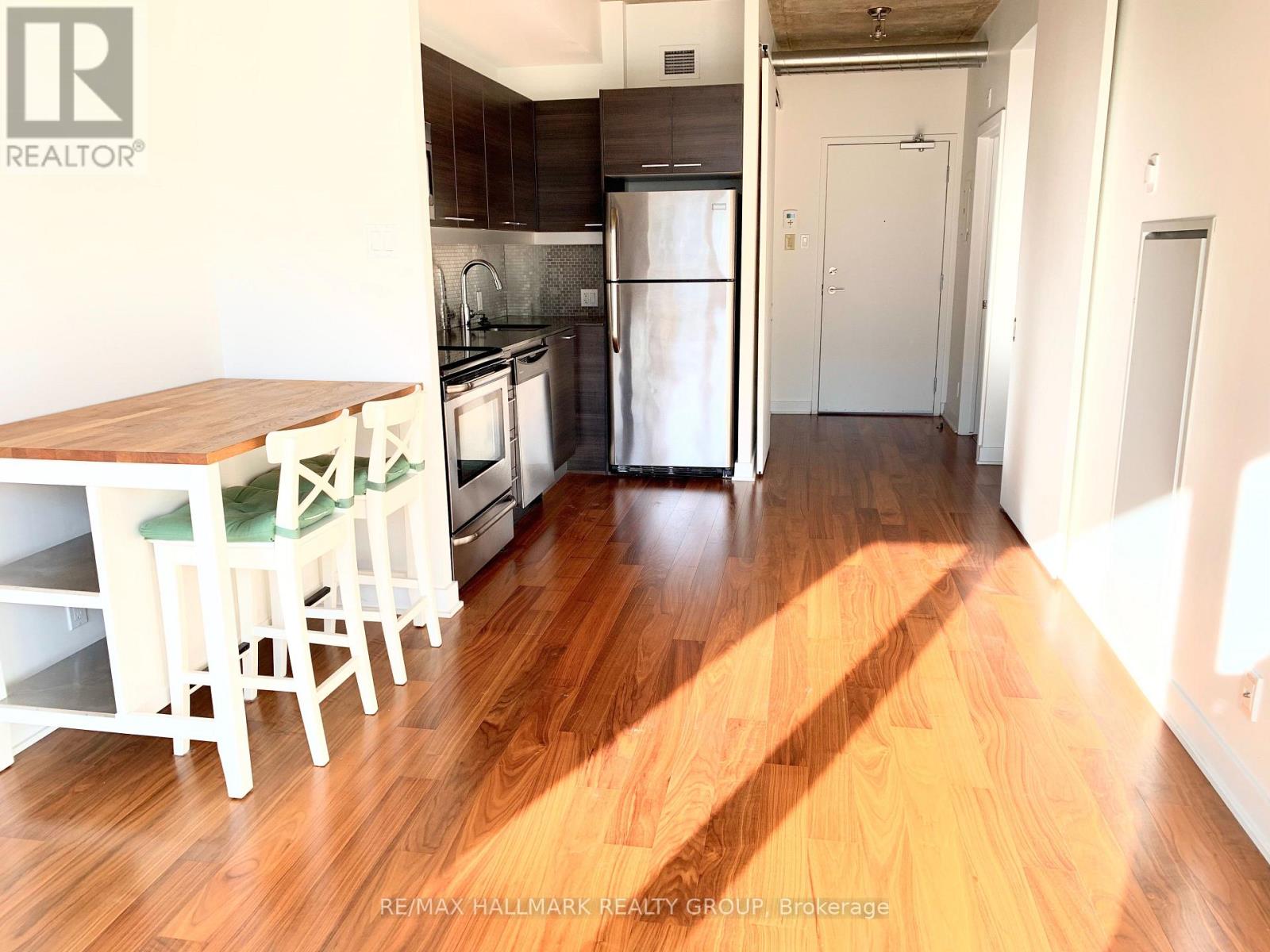 704 - 354 Gladstone Avenue Property Photo 3