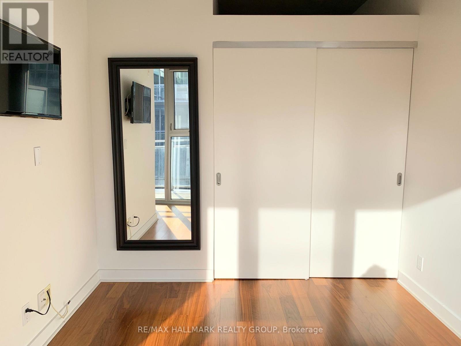 704 - 354 Gladstone Avenue Property Photo 8