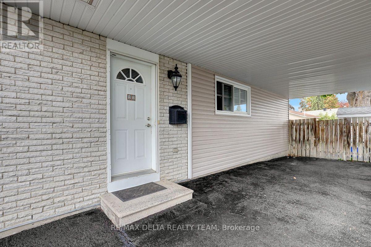 11 Courtney Road Property Photo 6