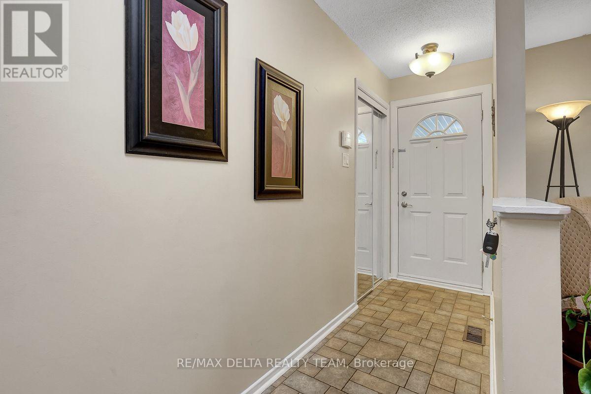 11 Courtney Road Property Photo 8