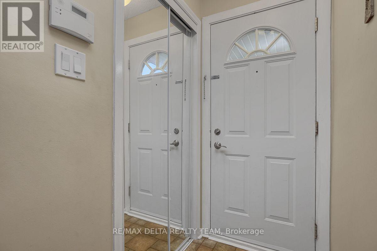 11 Courtney Road Property Photo 9