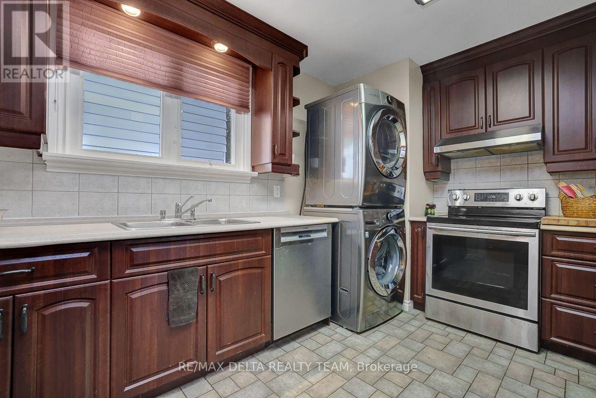 11 Courtney Road Property Photo 19