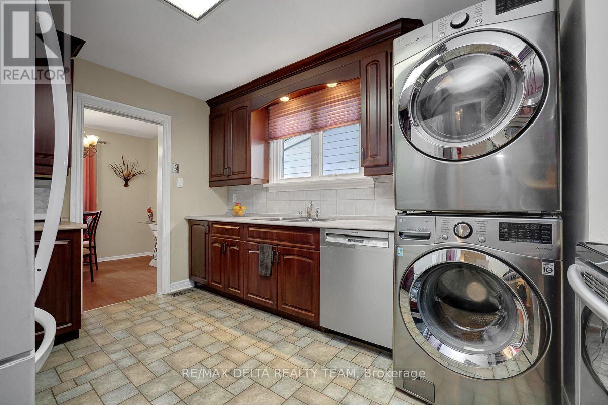 11 Courtney Road Property Photo 20
