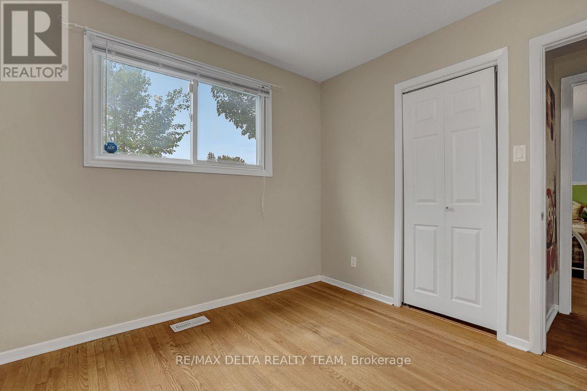 11 Courtney Road Property Photo 27