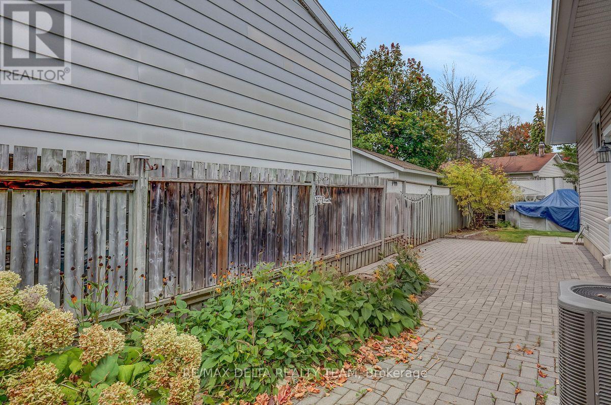 11 Courtney Road Property Photo 44
