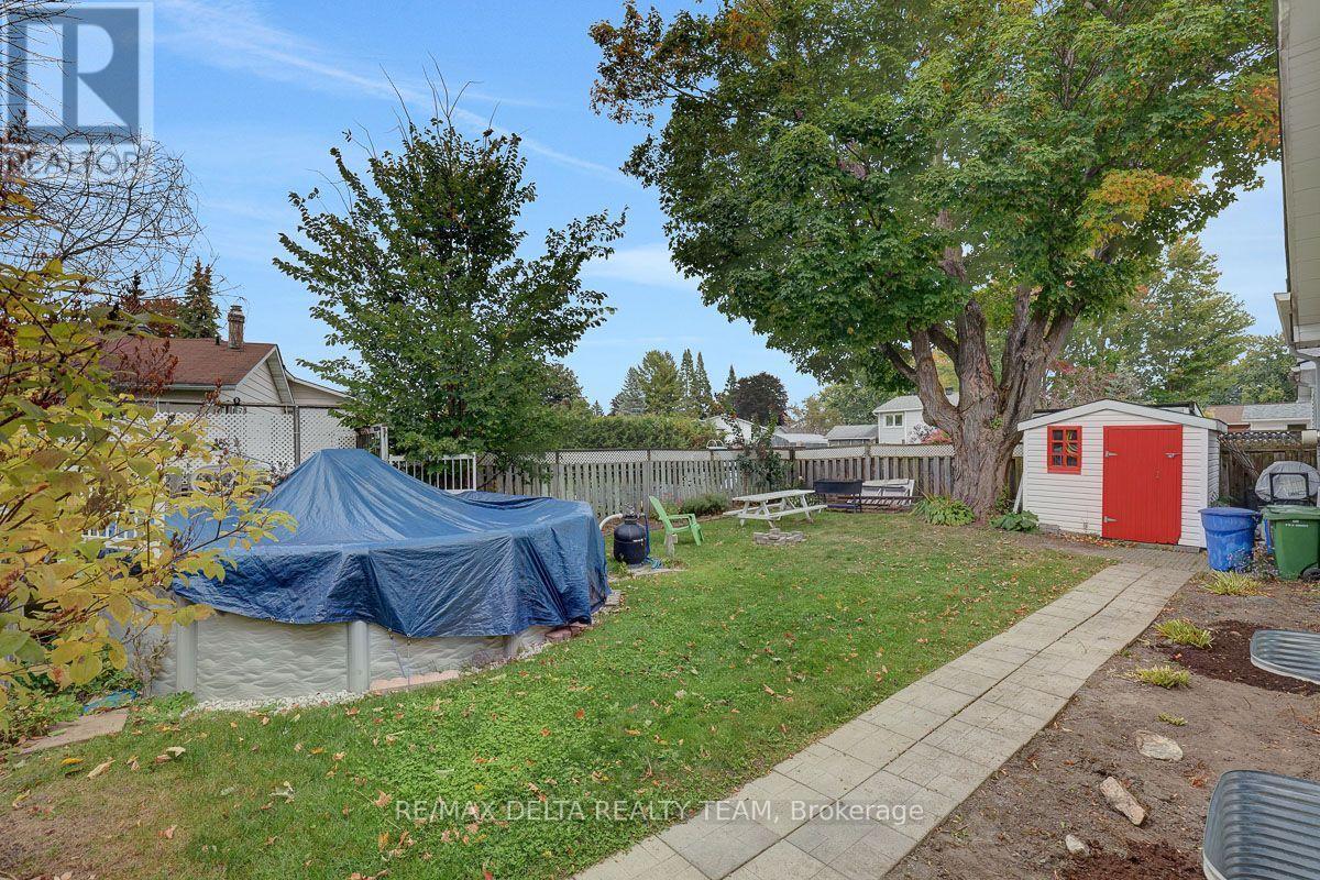 11 Courtney Road Property Photo 46