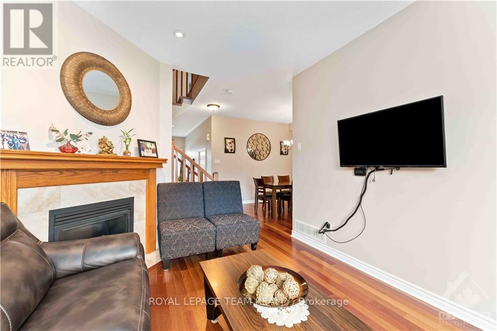 112 Furness Way Property Photo 9