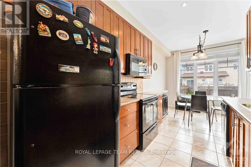 112 Furness Way Property Photo 14