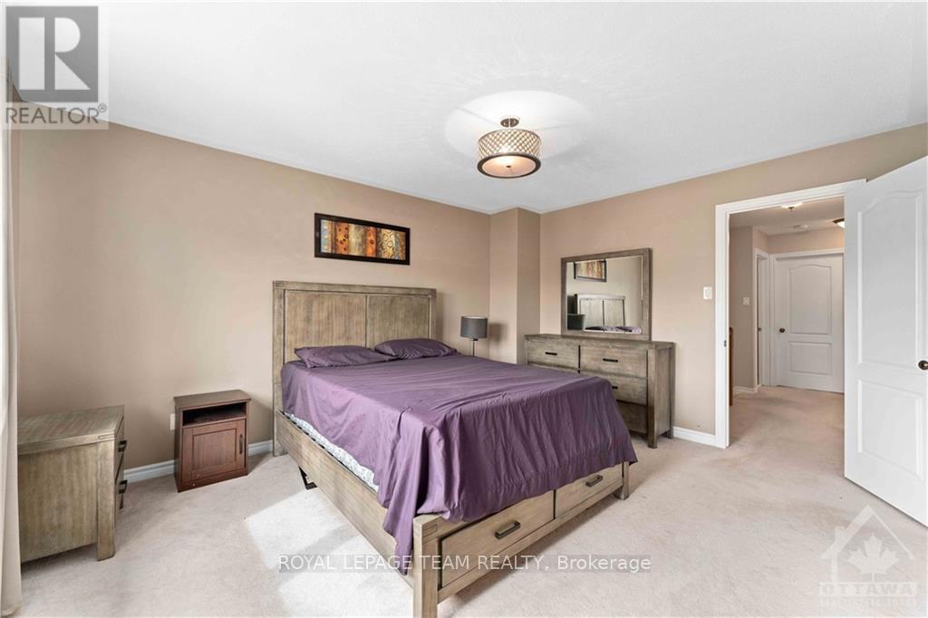 112 Furness Way Property Photo 20