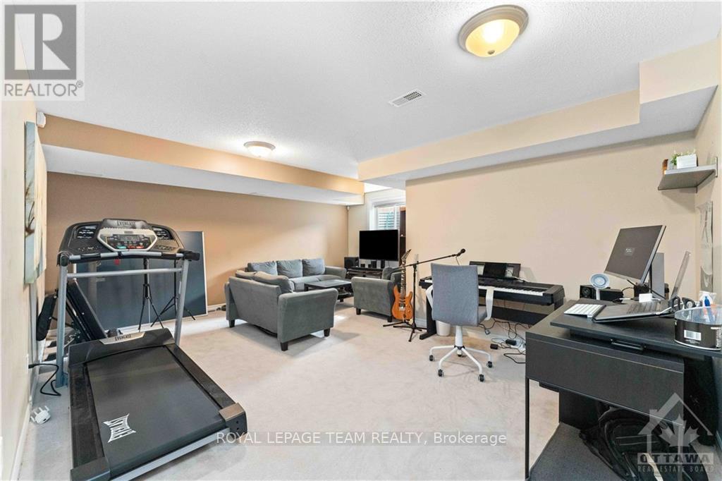 112 Furness Way Property Photo 27