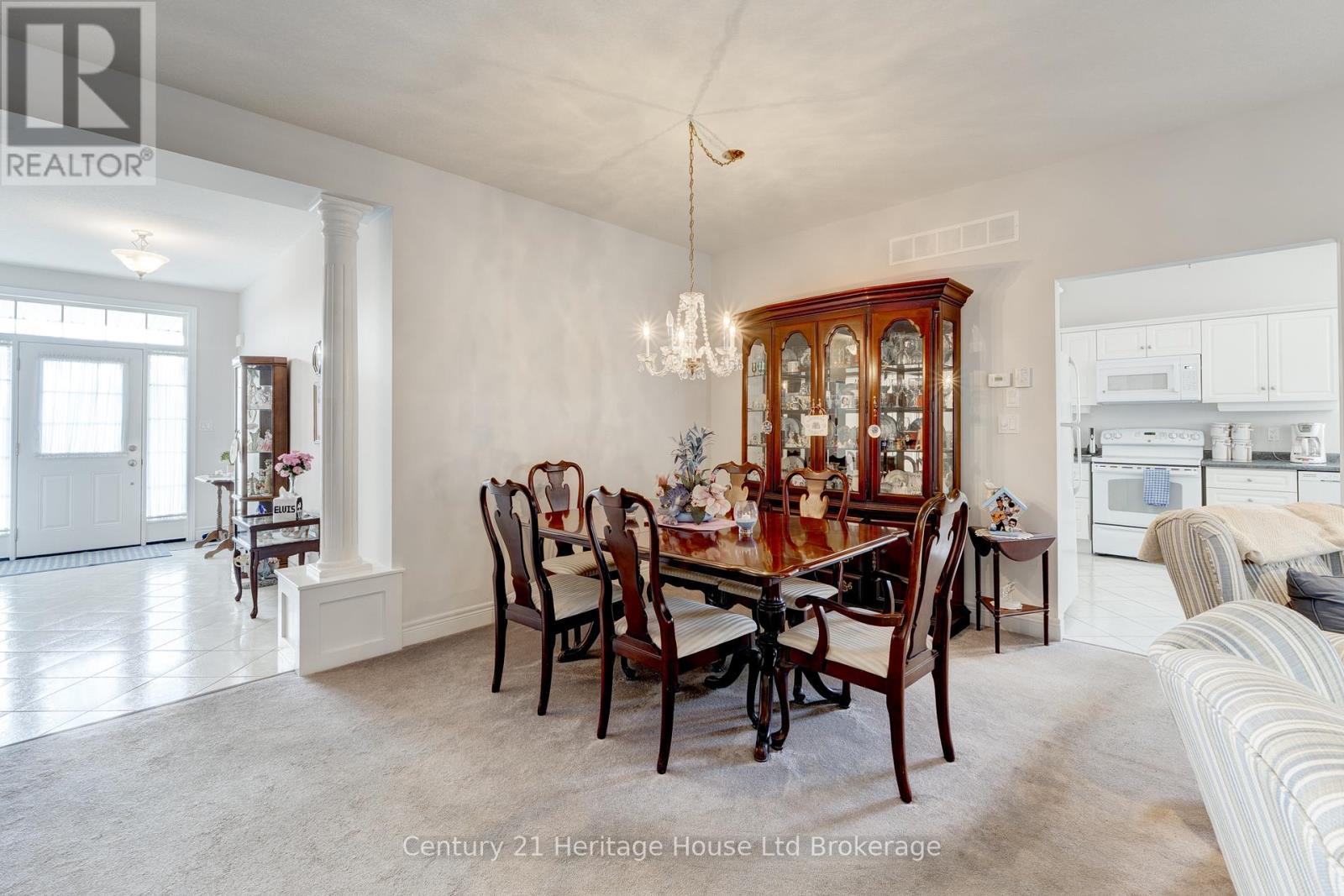 619 Fox Hollow Court Property Photo 14
