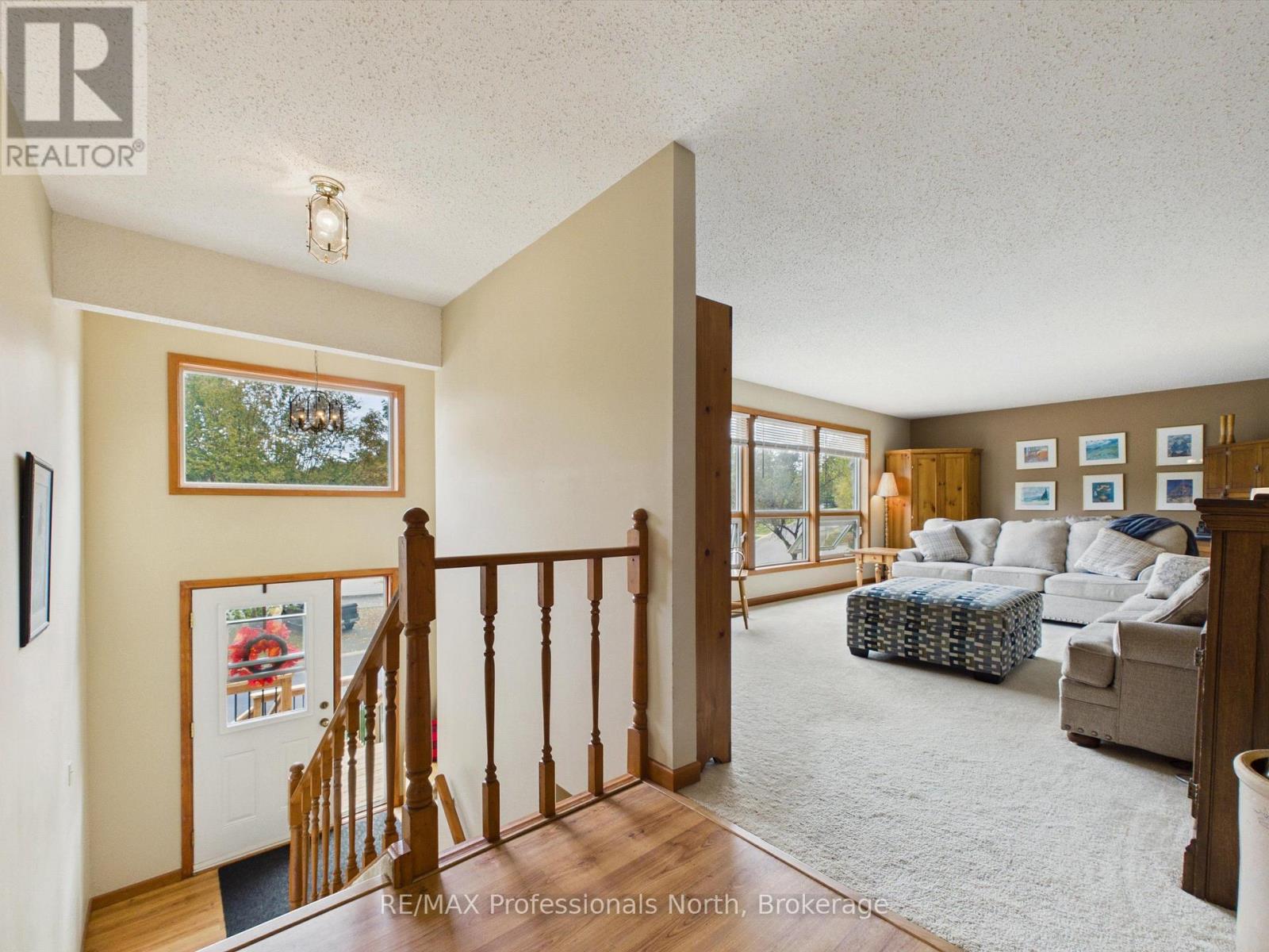 1 Crestview Drive Property Photo 3