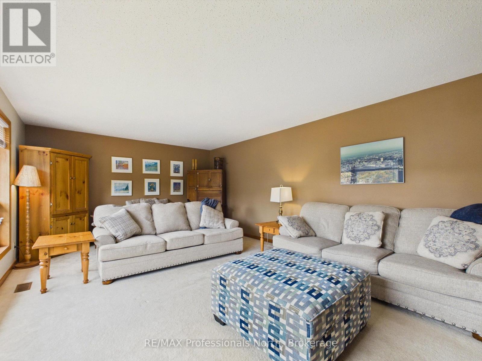 1 Crestview Drive Property Photo 5