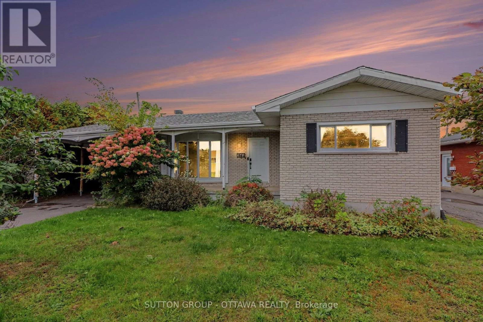 678 Rejane Crescent Property Photo 1