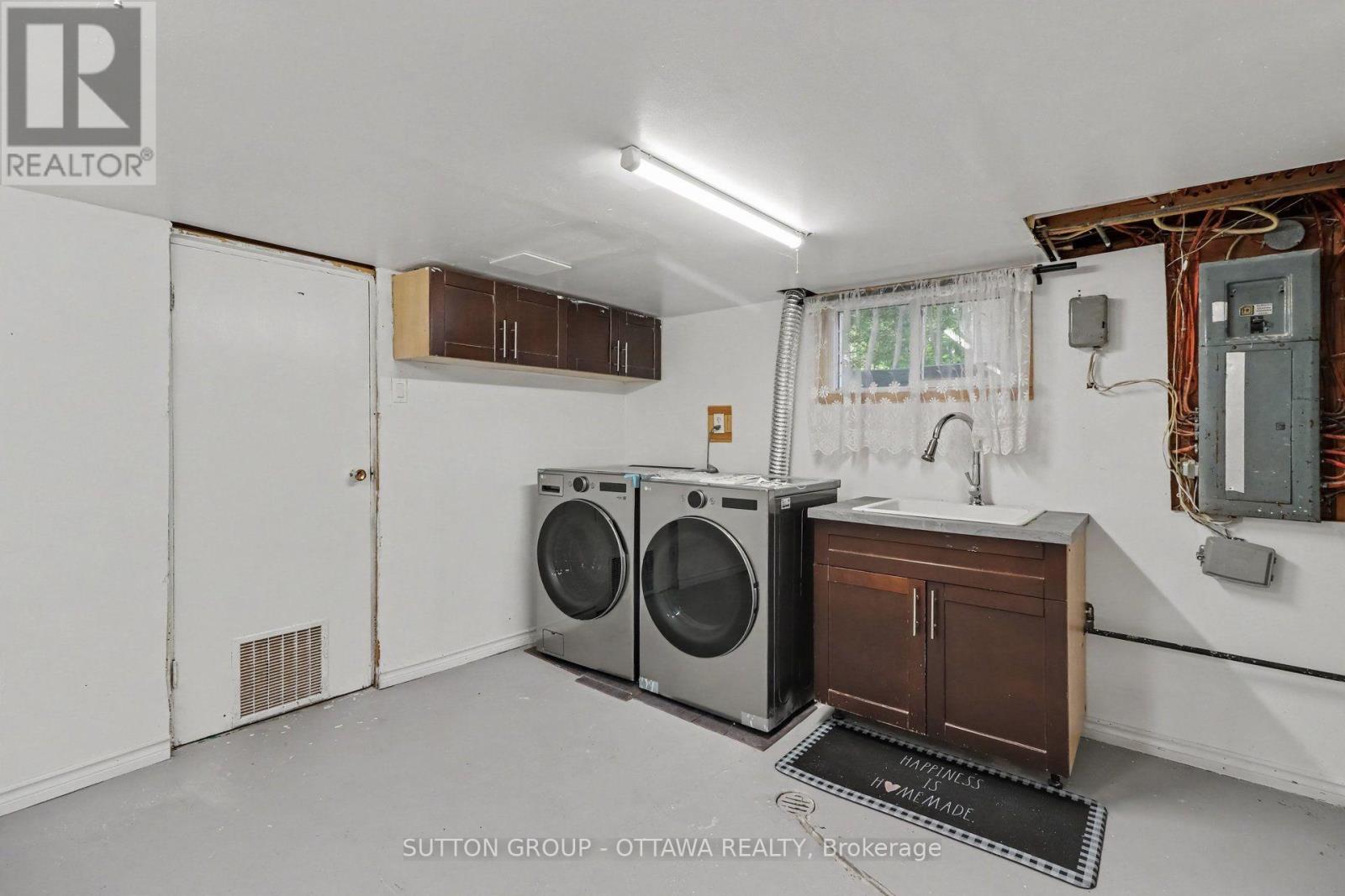 678 Rejane Crescent Property Photo 25