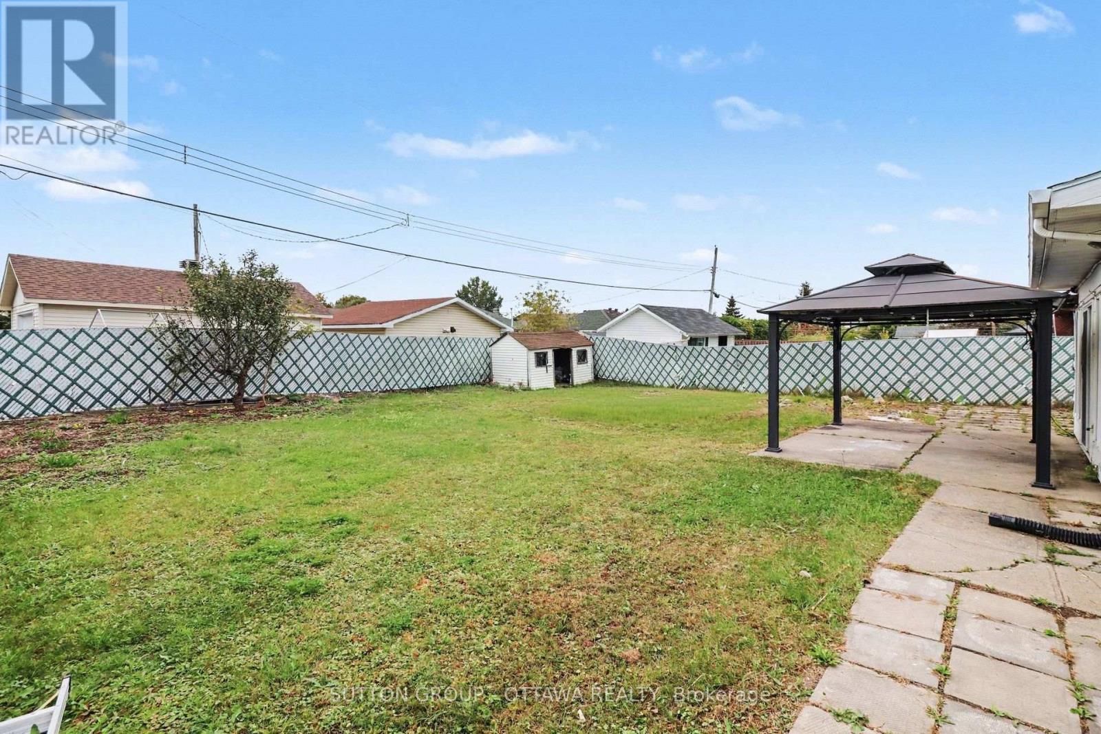 678 Rejane Crescent Property Photo 27